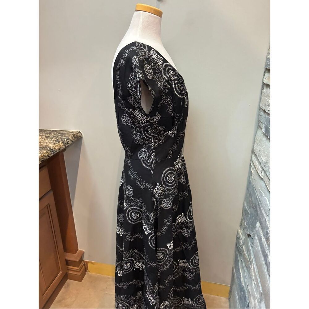 Handmade Black & White Patterned Dress size Medium - Picture 5 of 8